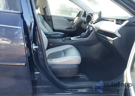 2021 Toyota Rav4 Hybrid Xle z USA, uszkodzony, nr VIN 4T3RWRFV3MU015350
